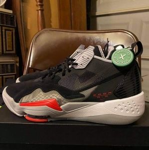 100% authentic jordan zoom82